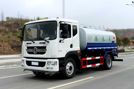 怎樣排除灑水車(chē)柴油機(jī)過(guò)早、過(guò)遲的噴油現(xiàn)象？