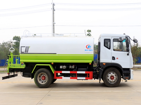 國六東風(fēng)D9 12噸/14噸灑水車