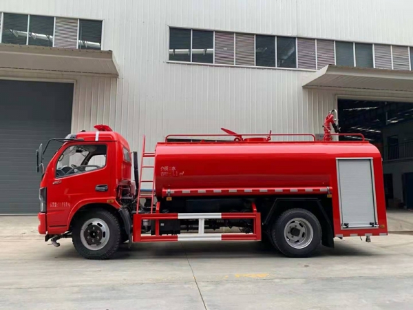 東風凱普特消防灑水車7噸